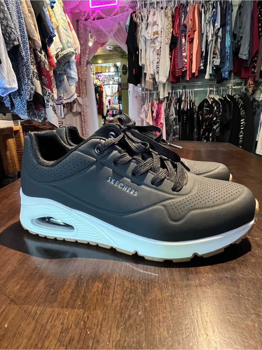 Skechers Black uno Athletic Sneakers with White Midsole and Air Cushion